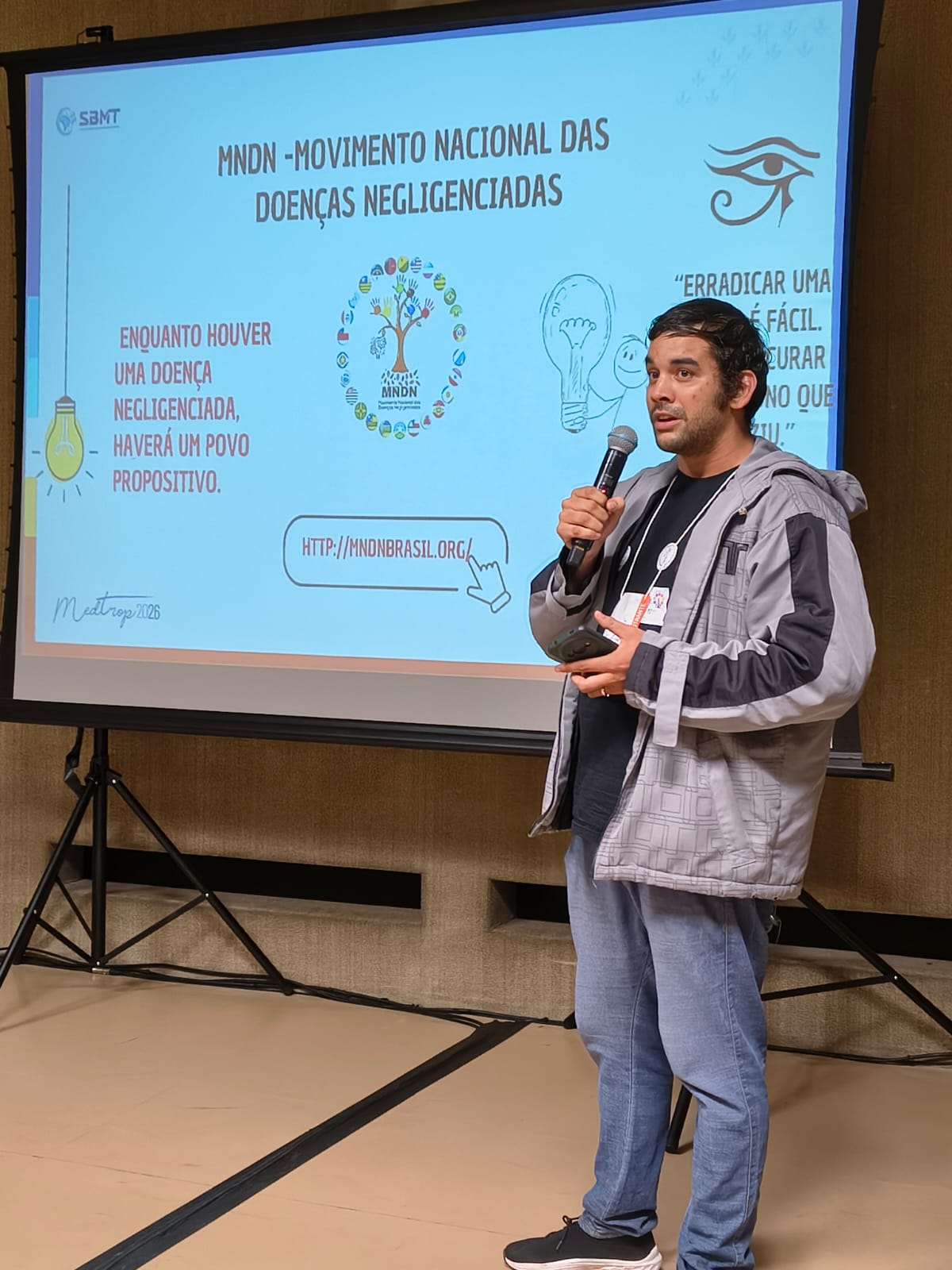 Presidente do MNDN durante o painel no MEDTROP 2026