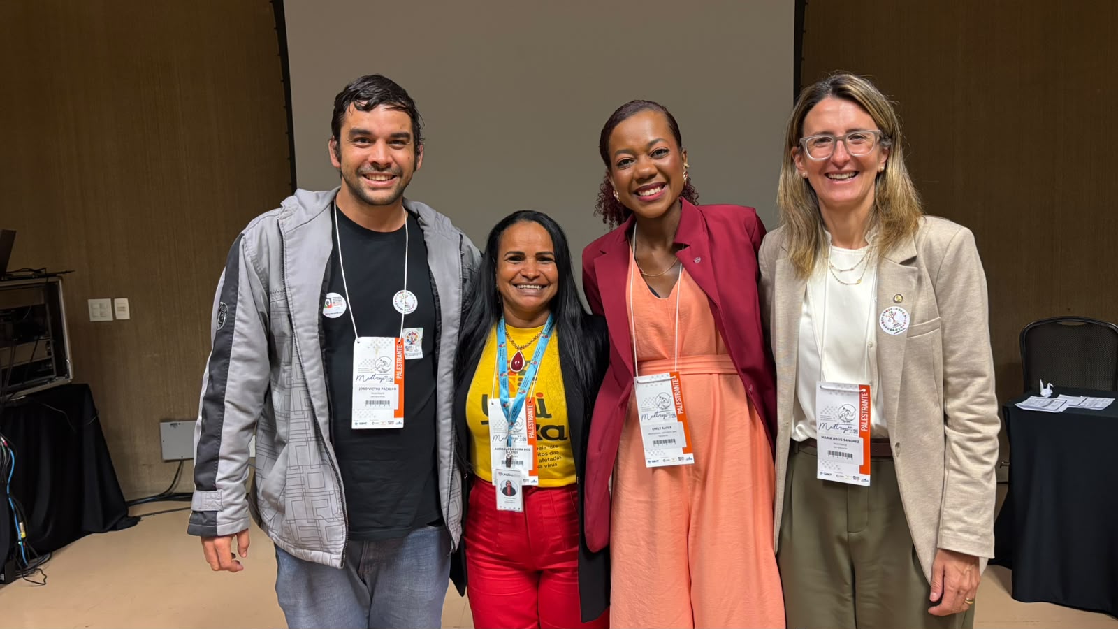 Mesa completa do painel sobre Sul Global no MEDTROP 2026