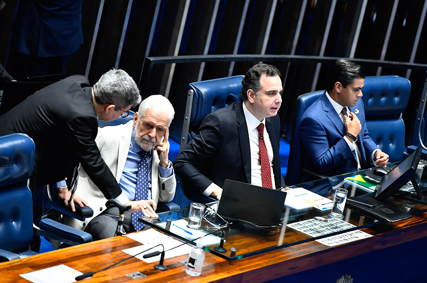 Lei 14.977/2024: um ano depois, o Brasil já produz seus remédios?